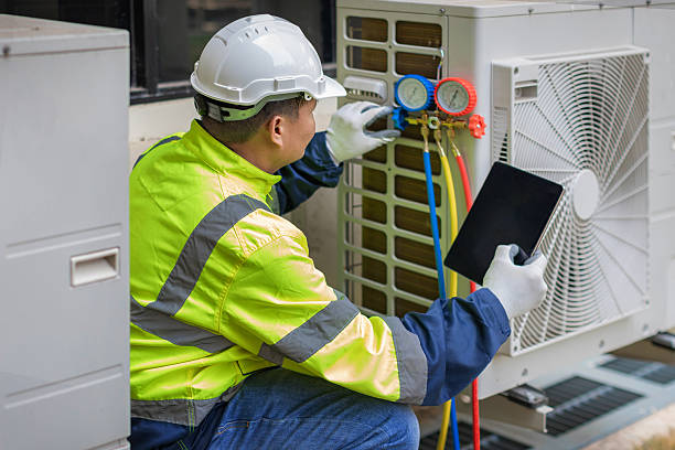 Professional Hvac technician working in Peterson, IA